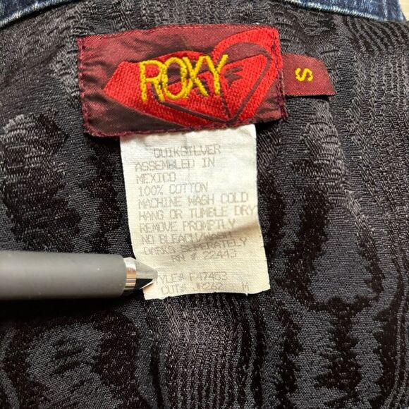Roxy Jean Jacket with Embroidered Flowers | Vintage |Sz. S | EUC - Picture 8 of 9